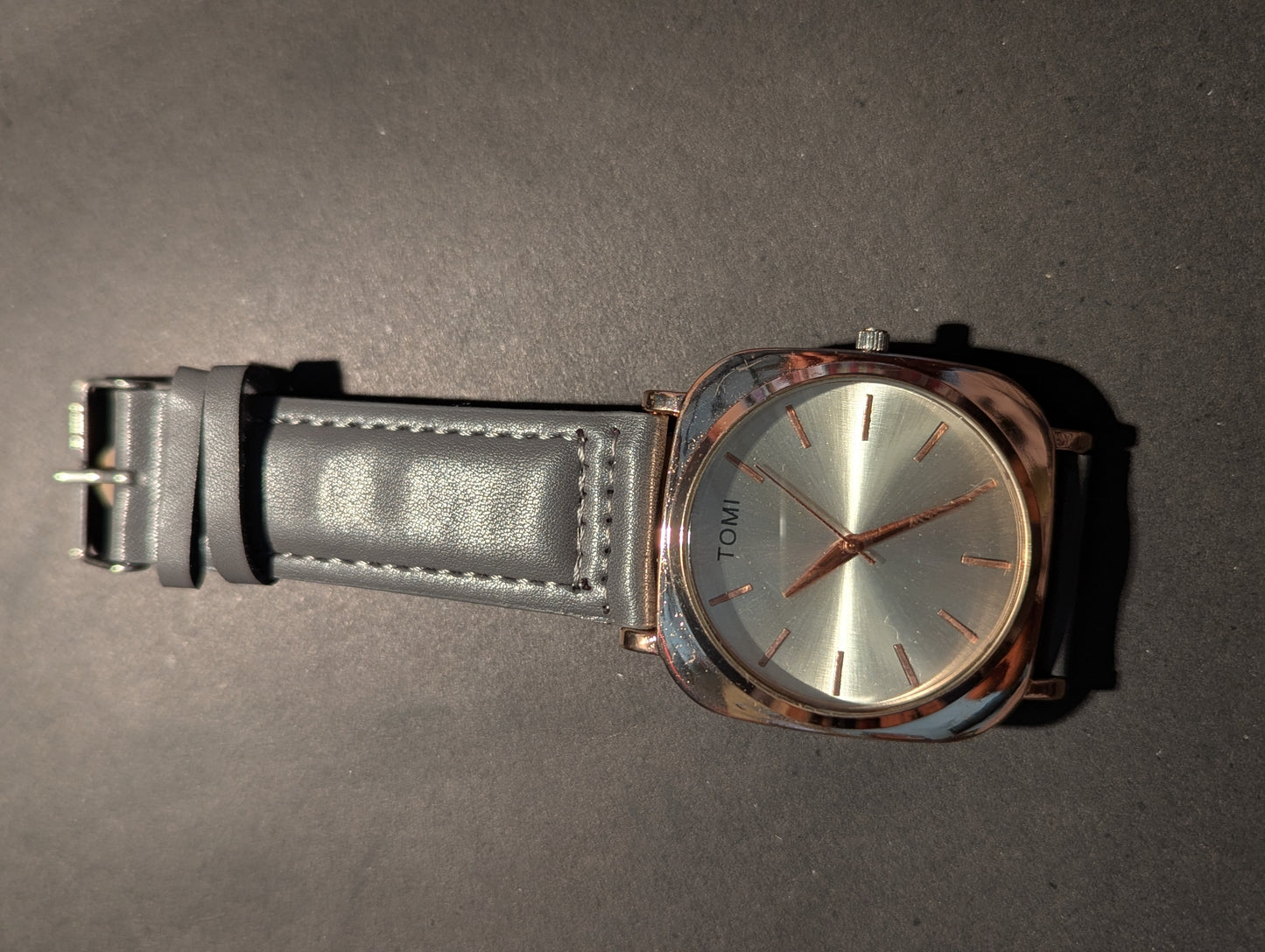 Tomi Elegance: Premium Chronograph Watch with Rose Gold Case | Classic Black Leather Strap for Men