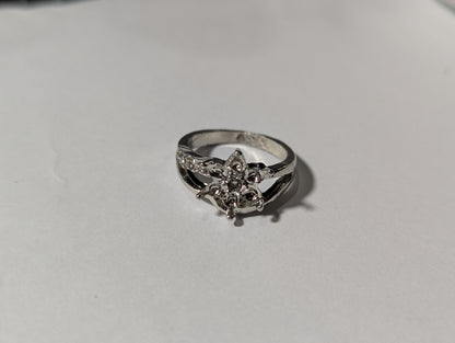 Sparkling Rhinestone Flower Ring with Split Shank Band