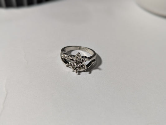 Sparkling Rhinestone Flower Ring with Split Shank Band